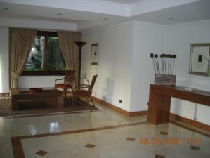 Silvana G. Anuncios de Propiedades en Las Condes |  Se arrienda departamento amoblado de 2 dormitorios, 2 ba&ntilde;os, A pasos del metro Colon, l&iacute;nea 4, comuna de Las Condes