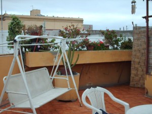  Anuncios de Propiedades en La Serena |  Verano en Hostal Familiar pleno centro de La Serena, a una cuadra de la plaza y a 10 minutos de El Faro.