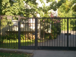 acm Anuncios de Propiedades en Santiago |  DEPARTAMENTO 2 DORMITORIOS 1 BA&Ntilde;O IMPECABLE, &Ntilde;U&Ntilde;OA. CALLE CAUQUENES 180 DEPTO 41. (IRARR&Aacute;ZAVAL ALTURA 5.150)