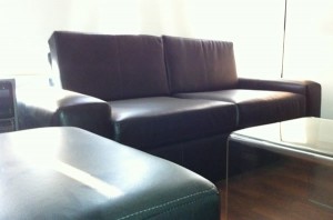 Alejandro Anuncios de Propiedades en Santiago |  Depto amoblado full desde 24.000 dia metro sta lucia 094408800, Amoblado full equipado